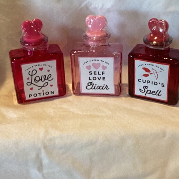 Target Valentine Potion Bottles - set of 3 bottles - Picture 8 of 8